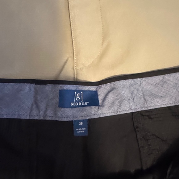 2 Pair George 38 Men’s Shorts Khaki and Black - Picture 4 of 9